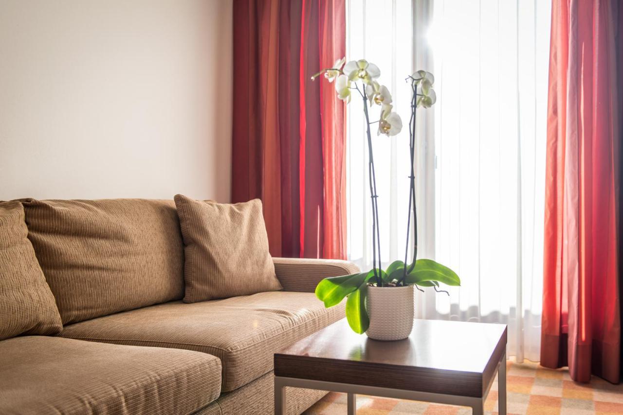 كامبو توريس Hotel Tubris المظهر الخارجي الصورة