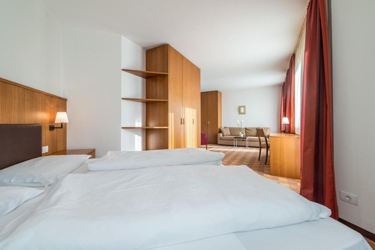 كامبو توريس Hotel Tubris المظهر الخارجي الصورة