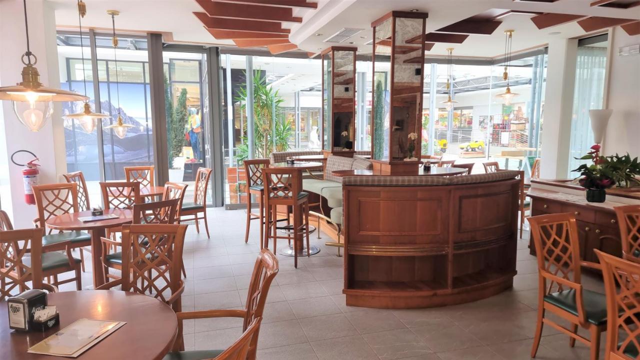 كامبو توريس Hotel Tubris المظهر الخارجي الصورة
