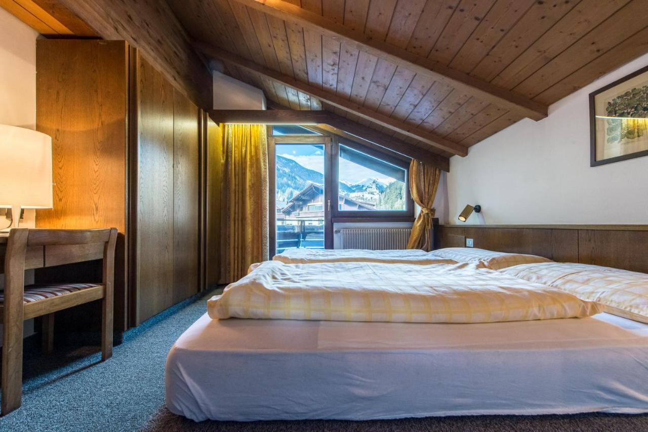 كامبو توريس Hotel Tubris المظهر الخارجي الصورة