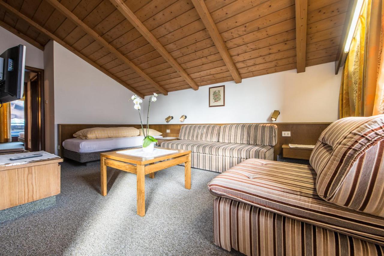 كامبو توريس Hotel Tubris المظهر الخارجي الصورة