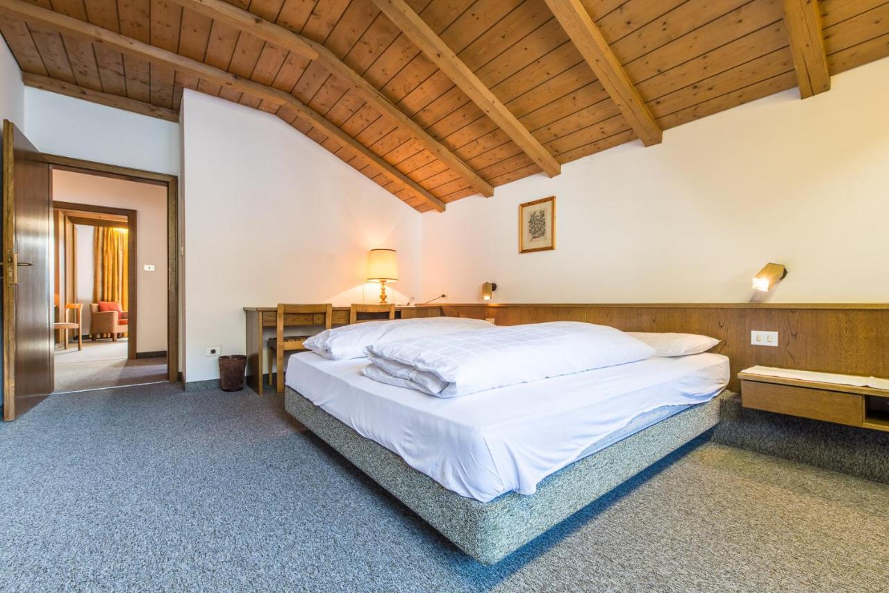 كامبو توريس Hotel Tubris المظهر الخارجي الصورة