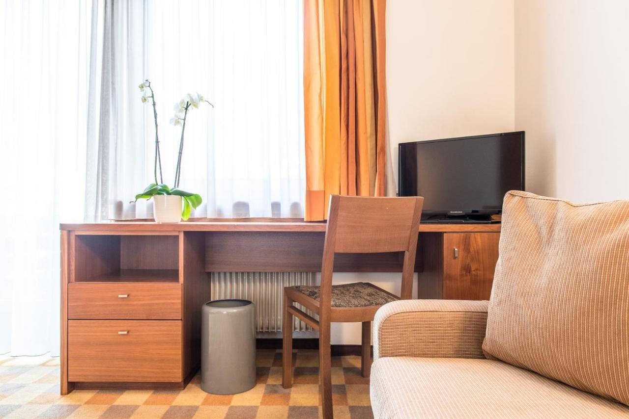 كامبو توريس Hotel Tubris المظهر الخارجي الصورة