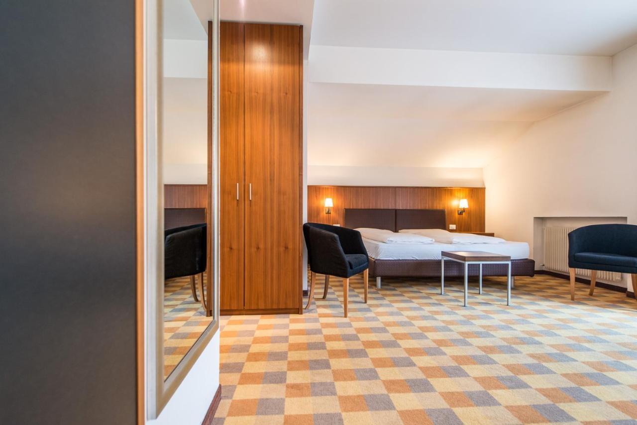 كامبو توريس Hotel Tubris المظهر الخارجي الصورة